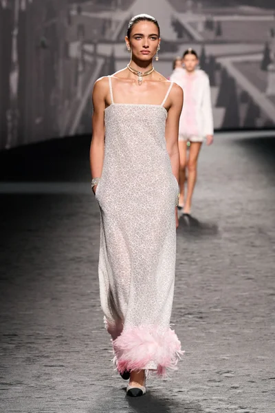 Look 55